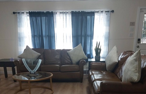 Southampton Maison | Quiet Redlion