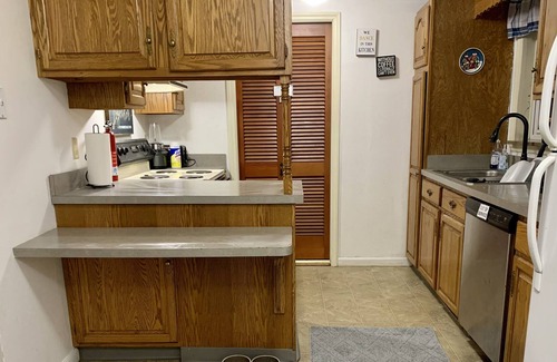 Redstar Maison | Quiet & Relaxing 3BR Cottage Near New River Gorge