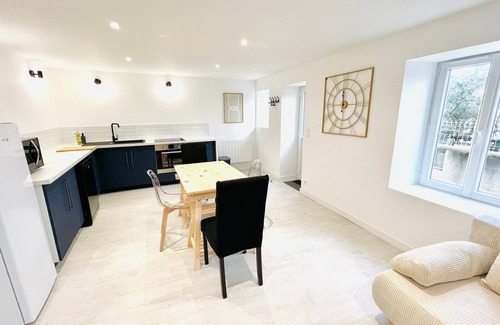 Civaux Maison | ✨ Quiet renovated house - on the heights of Civaux ✨