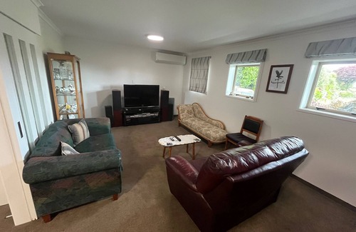 Tokoroa Maison | Quiet restful place to base yourself for exploring South Waikato and Rotorua.