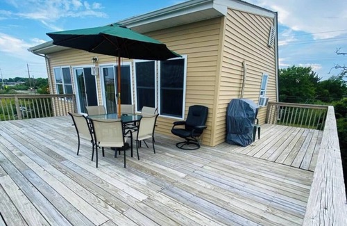 Manahawkin Maison | Quiet Retreat at 5 min from LBI