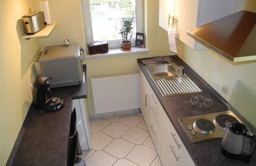 Schwanheim Appartement | chambres calmes directement à Francfort - avec de nombreux extras