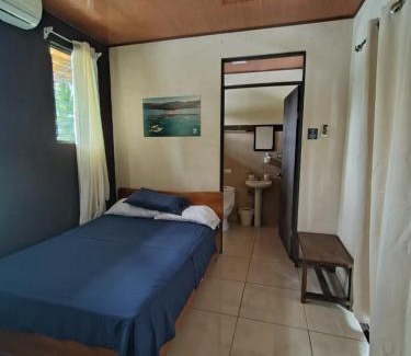 Ballena Maison | Quiet room with AC close to the beach