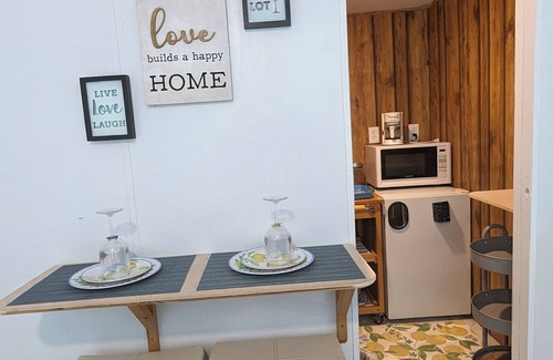 Edgar Appartement | Room⁴U with Private entrance & Free Parking