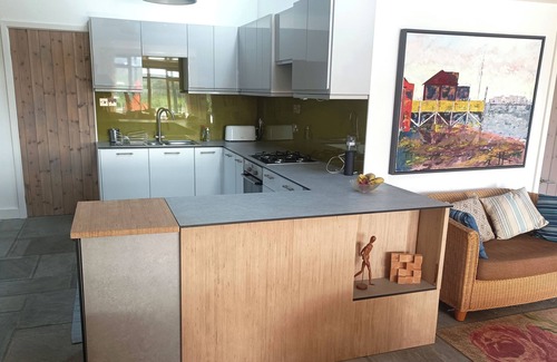Norwich Maison | Quiet spacious open plan studio bungalow in the heart of Norfolk countryside.