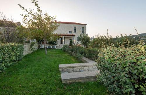 Kanevos Maison | Quiet stone house near Plakias