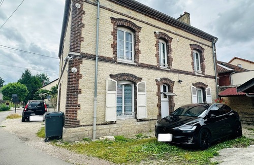 Old Town Appartement | Studio 12 au calme avec Wifi et Parking à Troyes
