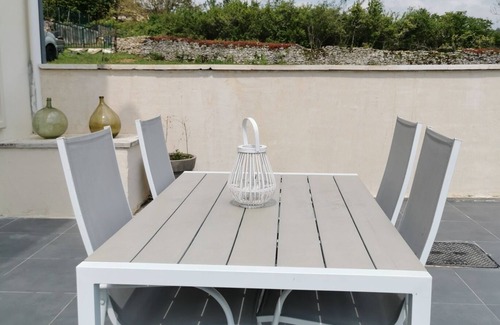 Rougemont Appartement | studio au calme avec terrasse