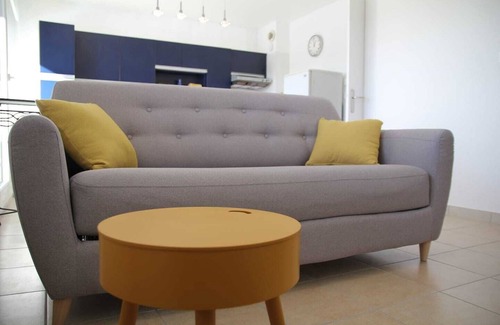 Annecy Appartement | Quiet two-rooms apartment, 5 minutes from Annecy and 10 minutes from the lake