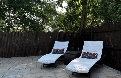 Newton Maison | Villa with private heated pool in Boston's elite enclave
