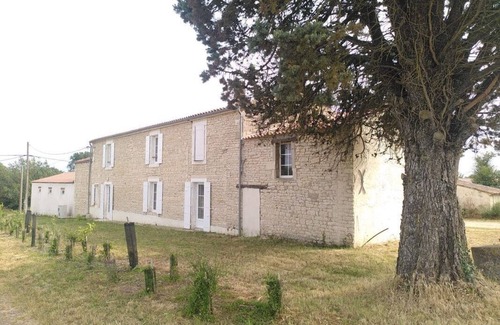 Saint Cyr du Doret Maison | 🏡 Quiet vacation home - between Marais Poitevin & La Rochelle