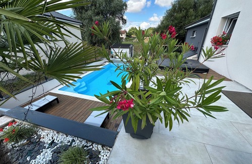 Flainval Villa | Quiet villa superbly equipped 3 bdrms- 9pers. *Pool & Spa*