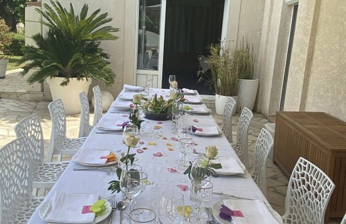 Cournonterral Maison | Quiet villa with large pool located 10 minutes from the sea, air conditioning and greenery.