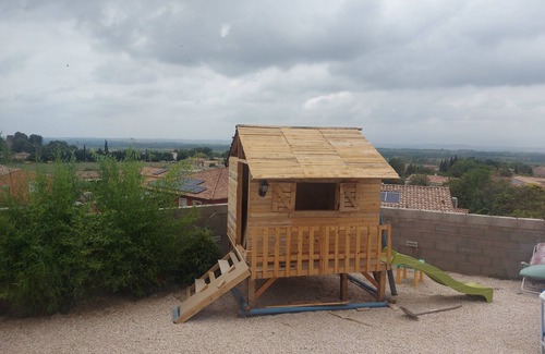 Douzens Maison | Quiet villa with its jacuzzi located between the city of Carcassonne and the beach.