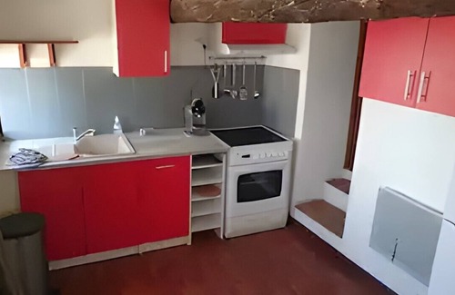 Vinon-sur-Verdon Maison | Maison de village au calme avec grande terrasse proche commerces et activités