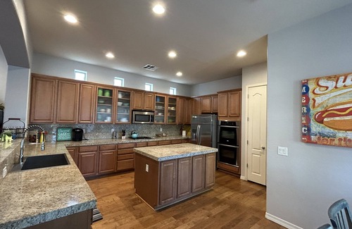 Litchfield Park Maison | quiet , walkable neighborhood near Wigwam resort