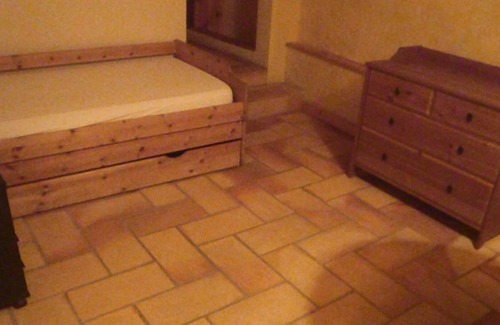 Farges Appartement | Studio meublé au calme