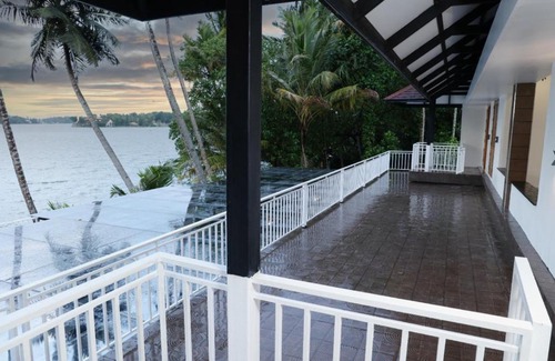 Kollam Maison | QUILON LAKE INN