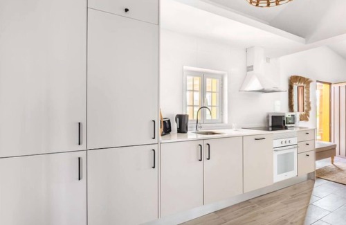 Sao Martinho Maison | Quinta de Santa Emilia 2 by Interhome