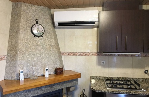 Sever do Vouga Cottage | Quinta do Sobreiral (Maison des Cèdres) 4 personnes