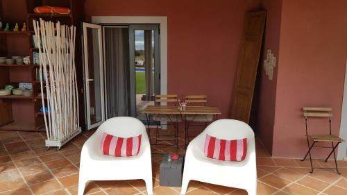 Ferreira do Alentejo Lit Et Petit-Déjeuner | Quinta dos doze Sobreiros - Quarto Sol