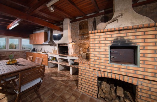 Ansiao Maison | Quinta dos Silvas - Holiday home with heated pool and orchard