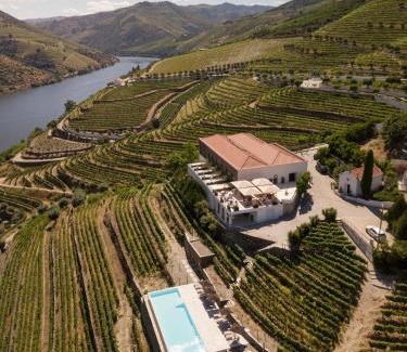 Adorigo Maison | Quinta São Luiz The Vine House Douro