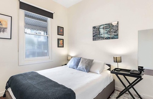 Cremorne Maison | Quintessential 2 Bedroom Terrace House