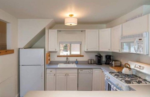 Ketchum Maison | Quintessential Mountain Condo-Minutes from Slopes and downtown