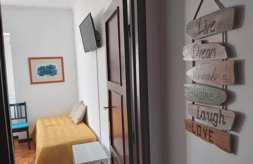 Oliveira De Azemeis Autre | Quintinha de Santiago - Local Accommodation with Private Pool