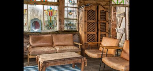 Margam Maison | Quirky Mountain Cottage