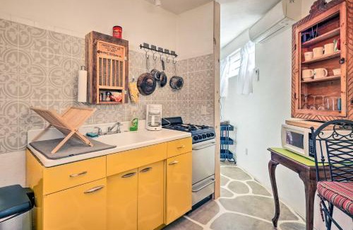Santa Cruz Appartement | Quirky Santa Cruz Studio with Shared Courtyard!
