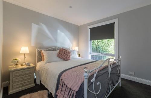 Badger Creek Maison | QUPI HOUSE formerly Rex's Yarra Valley House