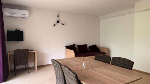 Vernet-les-Bains Appartement | Résidence Balcon Du Canigou - T3 dans la résidence Les Balcons du Canigou MAE-2791
