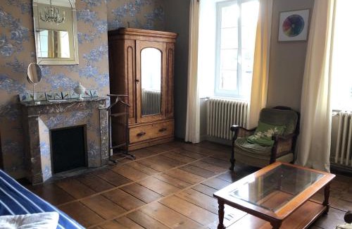 Saint-Yrieix-la-Perche Maison | Résidence étoile