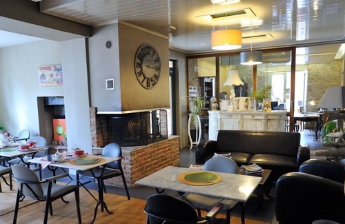 Caussade Hôtel | Résidence Hôtel Larroque