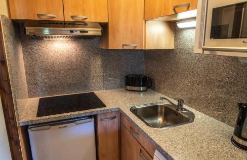 Les Orres Appartement | Résidence Le Belvedere - Studio cabine au coeur des Orres 1650 MAE-6674