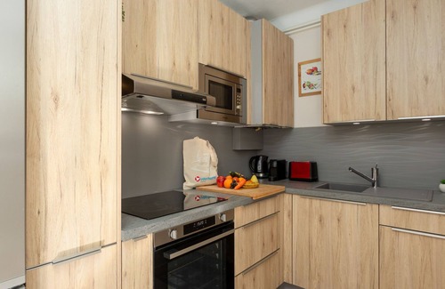 Lunel Appartement | Résidence les Roses by Interhome