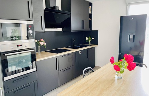 Villepinte Appartement | F2 56m2 Aéroport CDG- Parc des expositions - Disney - À 18 km de Paris RER B