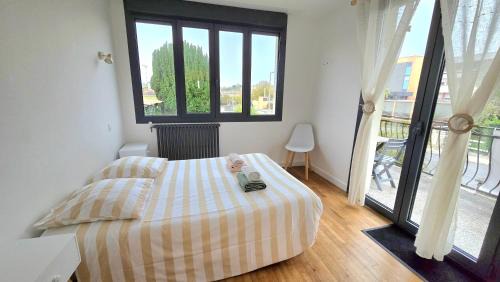 Jonzac Appartement | Résidence "Winston" proche cure