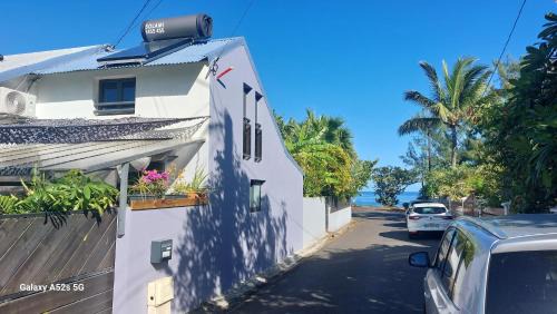 Etang Sale Les Bains Maison | RÊV BOR D'MER