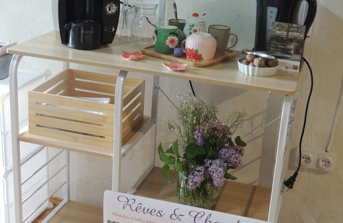 Vicq-Exemplet Lit Et Petit-Déjeuner | Rêves et Chaudrons Vous Propose une Chambre et sa Table D'hôtes Dans le Berry