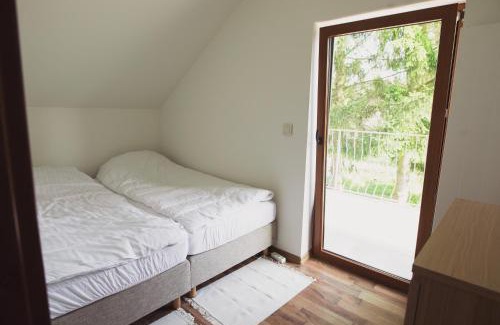 Drawno Maison | Różany Dom w Dominikowie