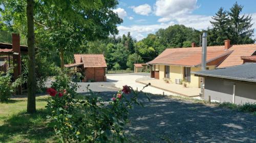 Tekenye Appartement | Rózsakert Apartman