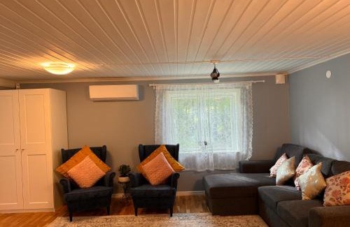 Sodertalje Maison | Röd Stuga by Falunio