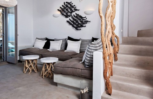 Santorini Villa | R 1227 Titus Senior Villa with Private Pool With Guest Laundry, Lounge & Outdoor Jacuzzi