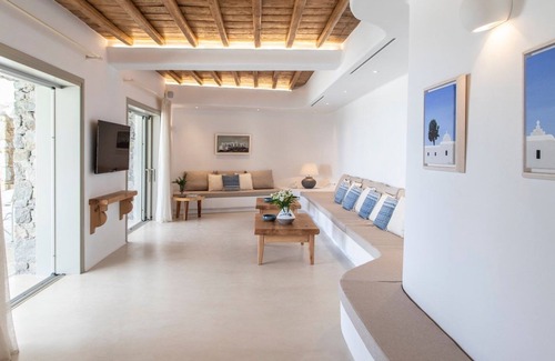 Plintri Villa | R 3165 Arizona Villa