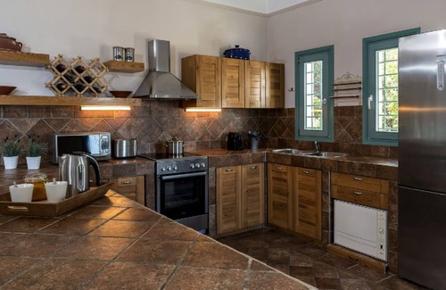 Kilada Villa | R 972 Electra Beachfront Villa - Electra Villa