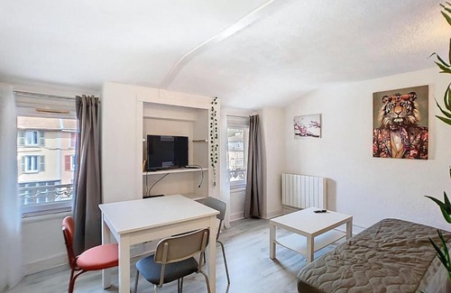 Voiron Appartement | R'Apparts T2, Le Petit Voironet