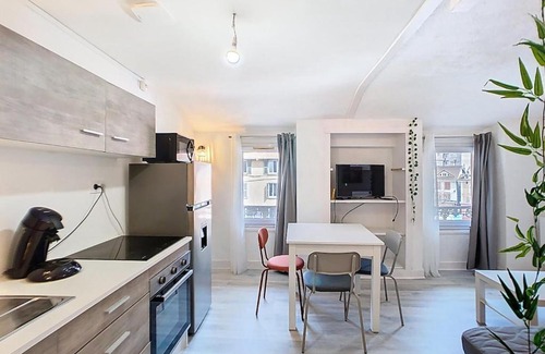 Voiron Appartement | R'Apparts T2, Le Petit Voironet